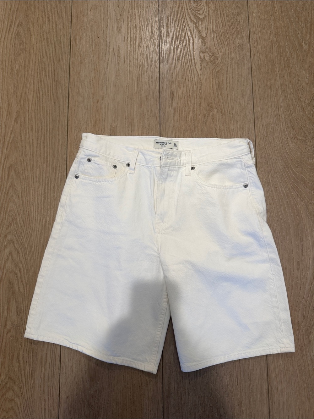 Abercrombie & Fitch 28 White Denim Shorts